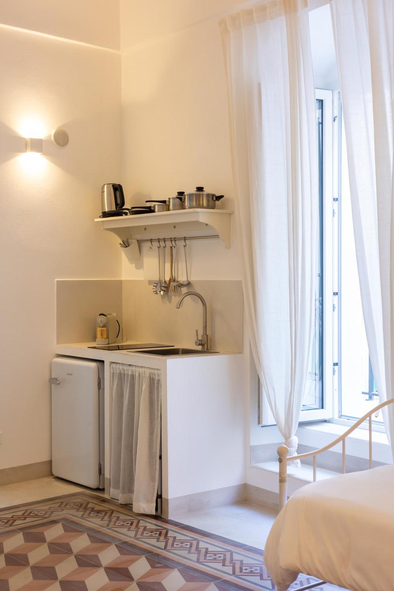 Bed and Breakfast Donna Veneranda В'єсте Екстер'єр фото