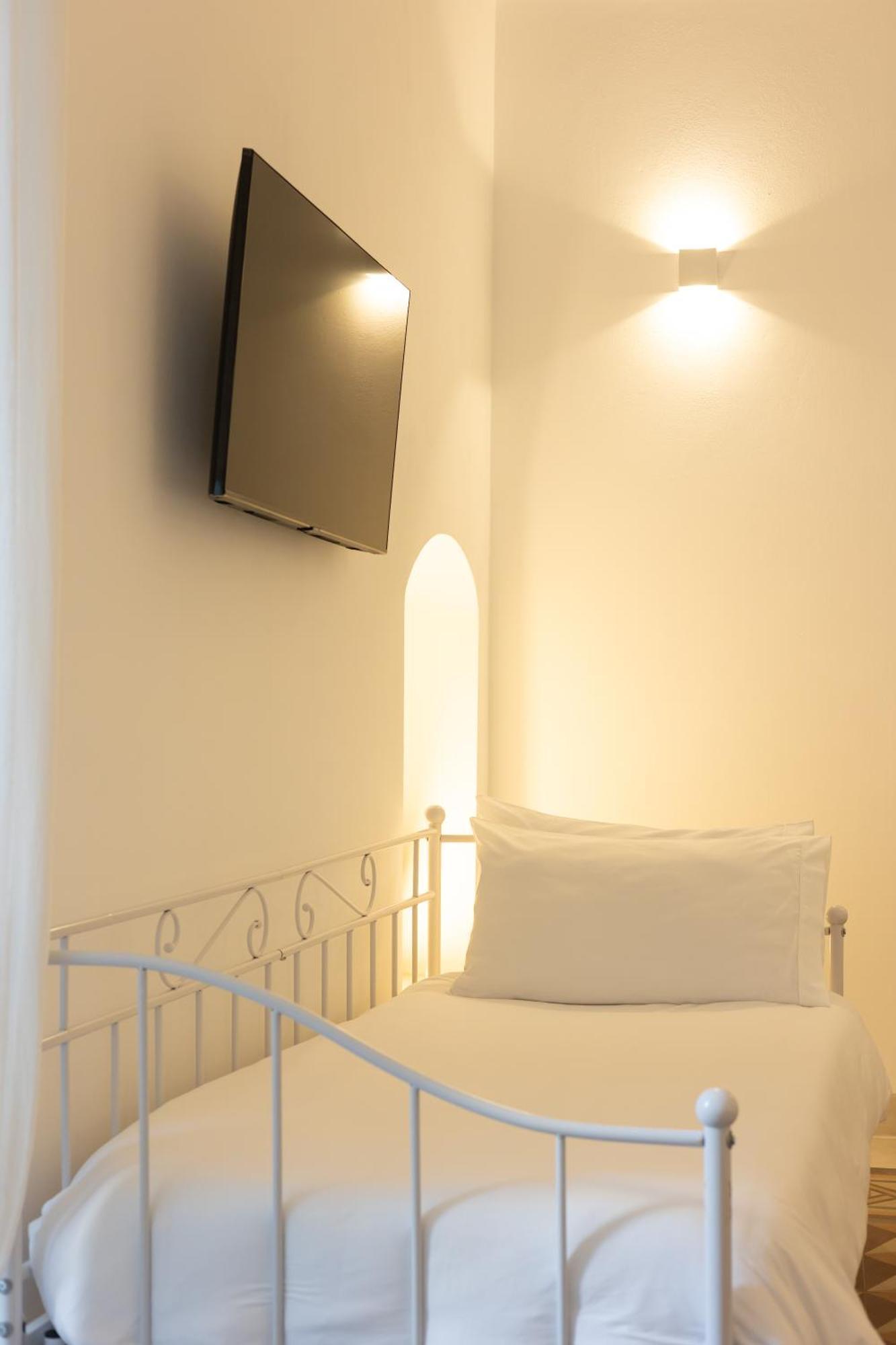 Bed and Breakfast Donna Veneranda В'єсте Екстер'єр фото